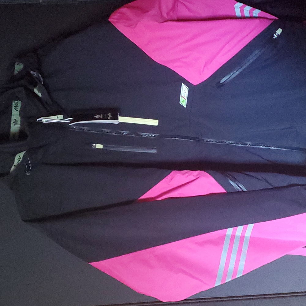 Adidas Metropolitan Jacket - Size L